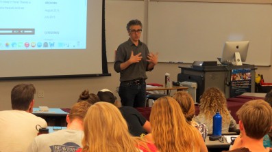 Ira Glass shares his broadcast experience with J-School students